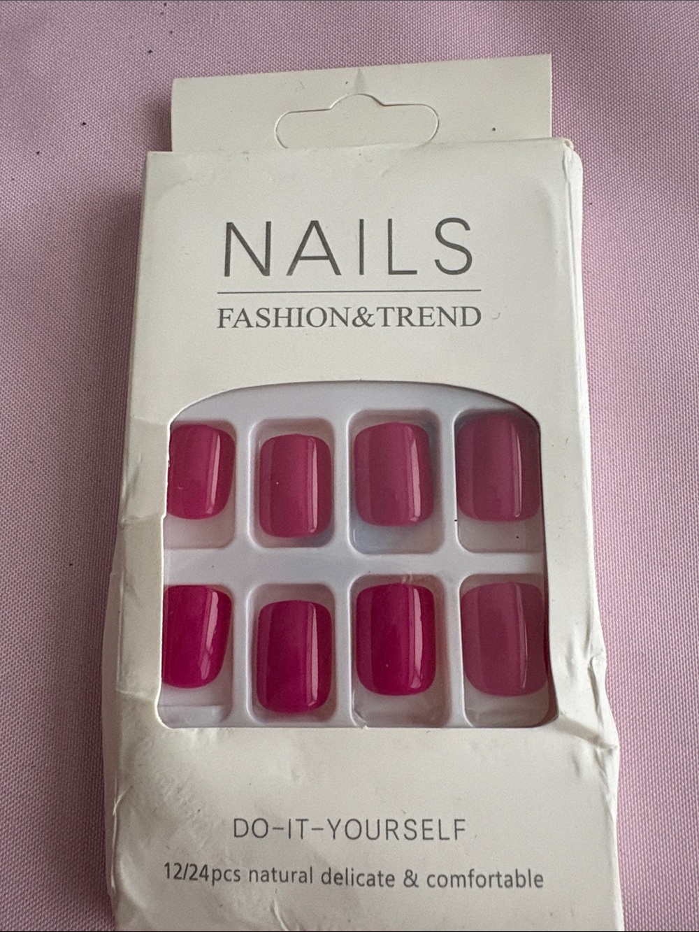 NAILS Fashion & Trend Pink Press-On Nails - 12/24pcs